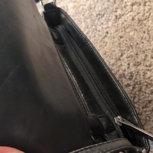 Mat & Nat Vegan Saddle Bag - Picture 8 of 9